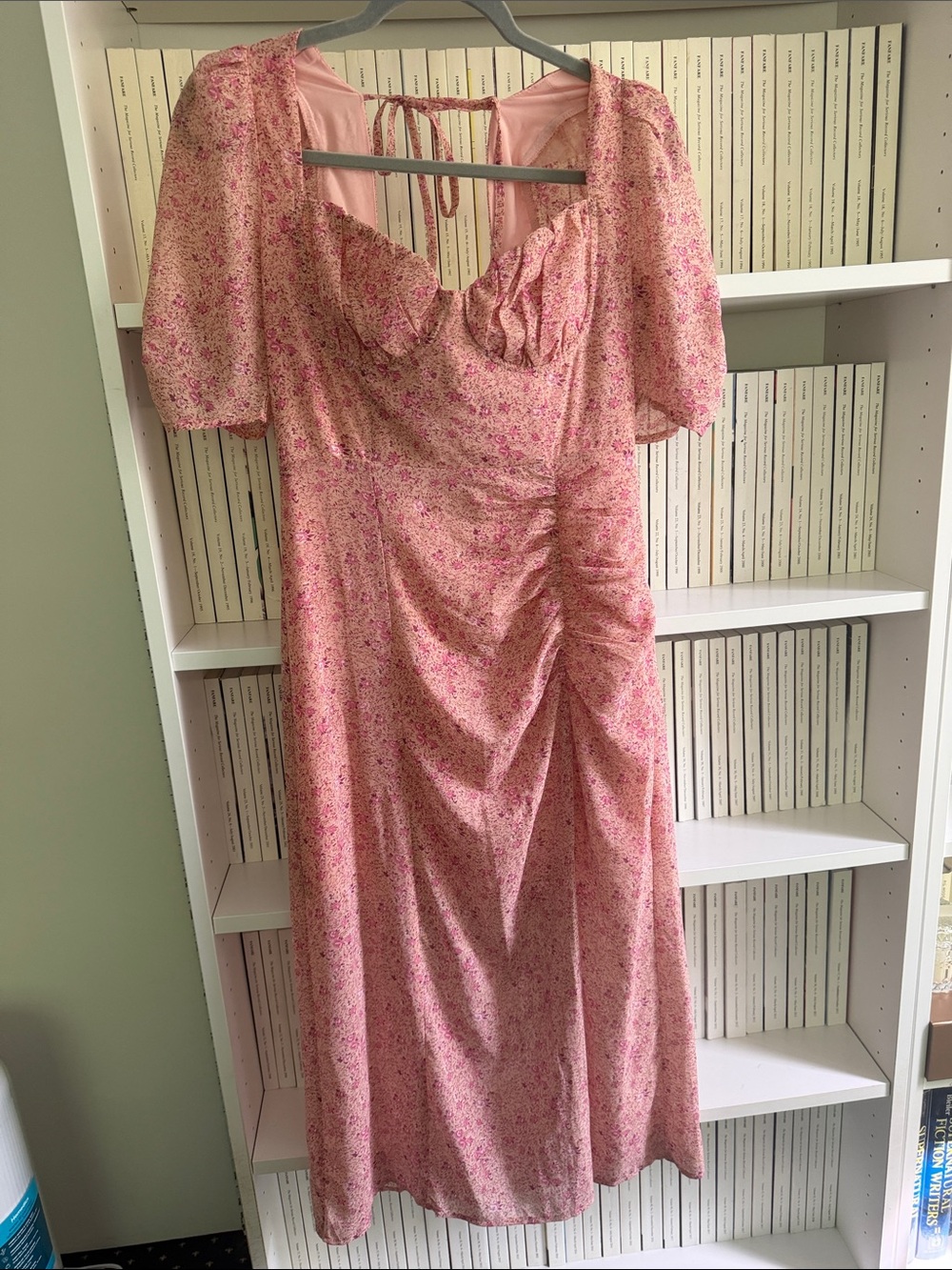 Astr Pink Floral Midi Dress with Puff Sleeves and Ruched Side